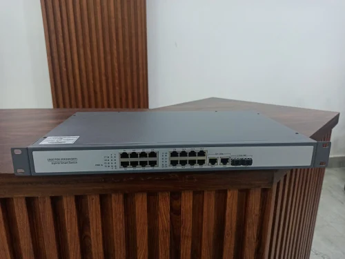 TRICOM SFP Fiber Switch 24 Port 2