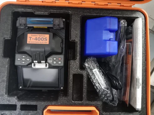 Sumitomo T-400S Fusion Splicing Machine – Active Clad Alignment, 6s Splice Time, Touchscreen, Battery-Powered 4
